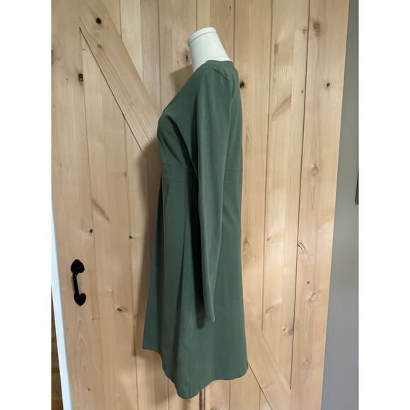 Athleta | V Neck Long Sleeve Tunic Dress in Sage Green | Size Medium - Picture 7 of 13